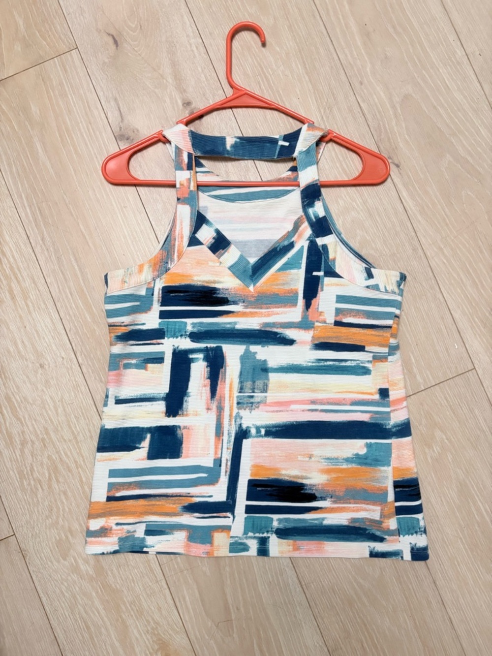 Deletta Abstract Brushstroke Tank in Navy, Peach & Teal